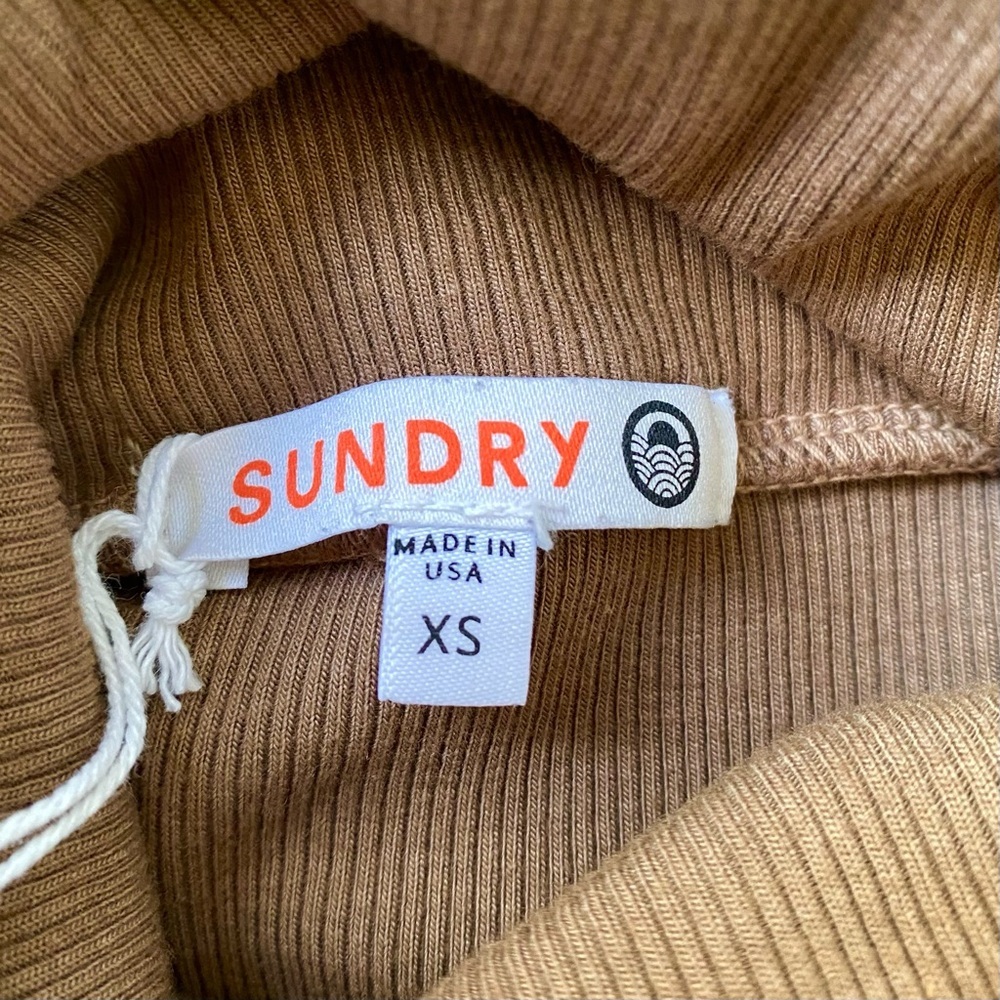 Sundry Ribbed 2 Piece Top Set, Puff Sleeve Turtleneck XS + Fitted Tee S NWT - Picture 7 of 15